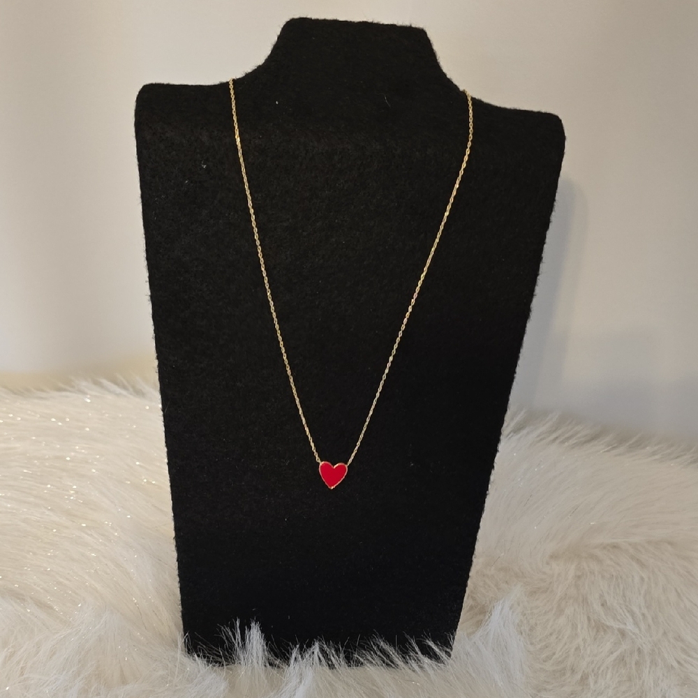 Gold Heart Pendant Necklace